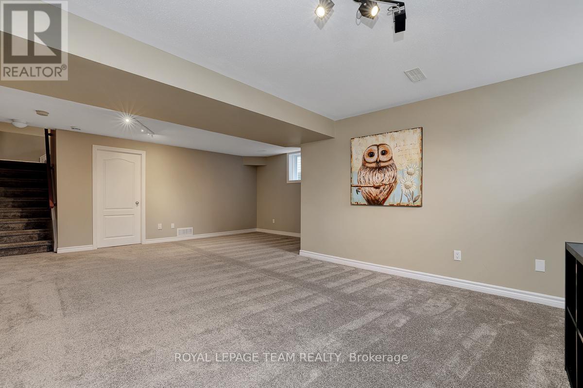254 Tewsley Drive, Ottawa, Ontario  K1V 0Y6 - Photo 27 - X12989174