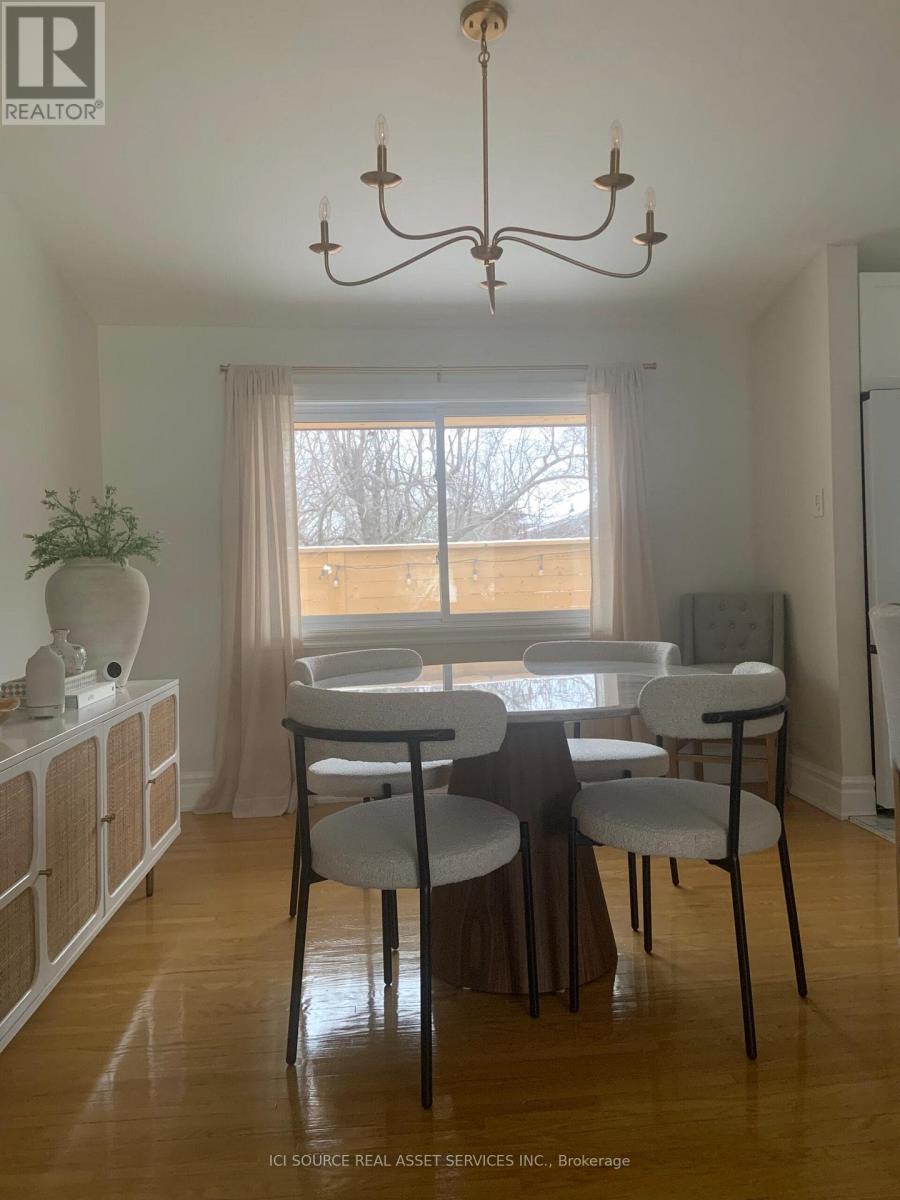 522 Cypress Avenue, London North, Ontario  N6H 3R4 - Photo 3 - X12989090