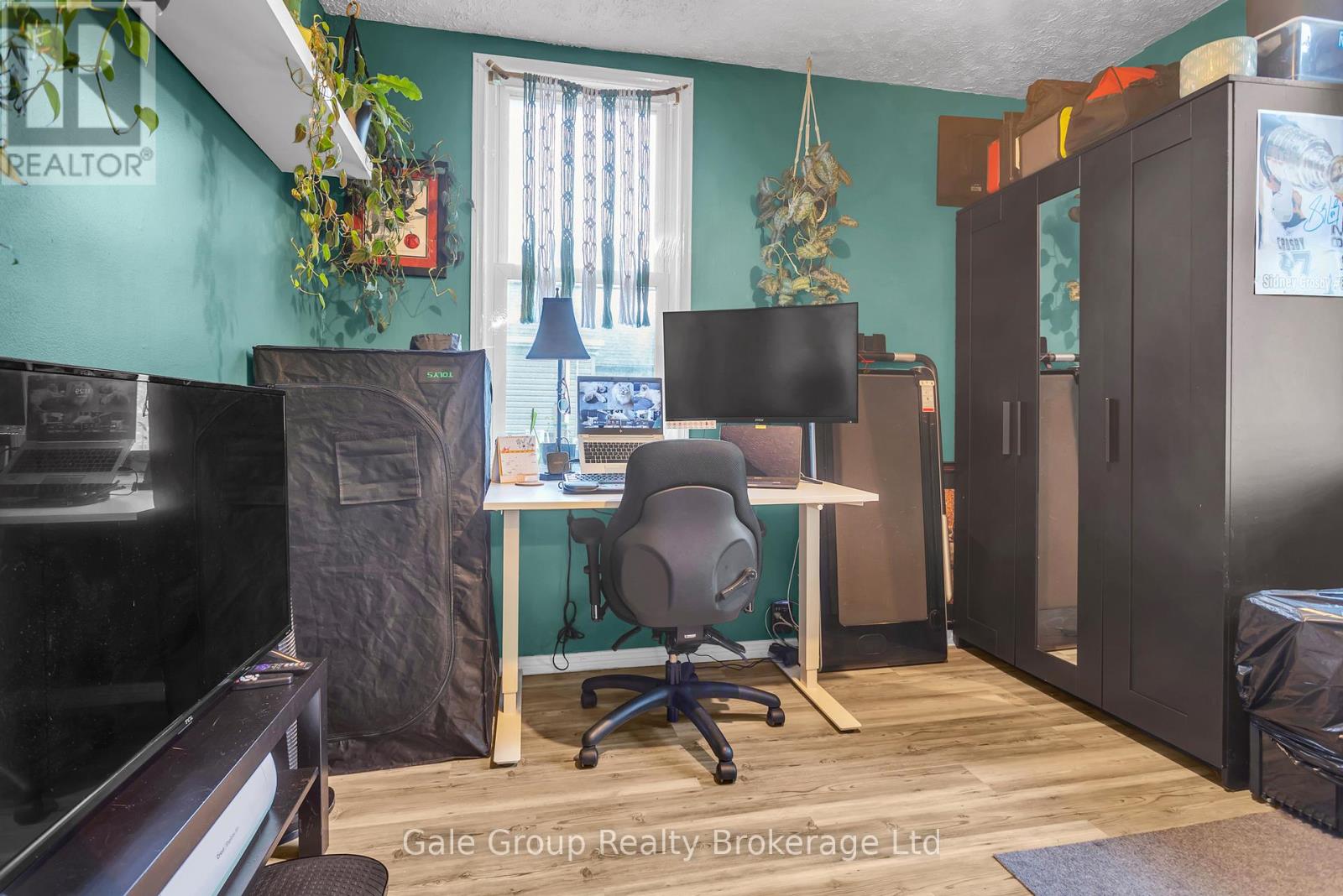 26 Stafford Street, Woodstock, Ontario  N4S 3Z6 - Photo 11 - X12989196