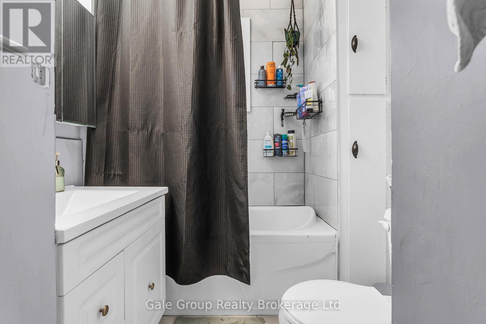 26 Stafford Street, Woodstock, Ontario  N4S 3Z6 - Photo 12 - X12989196