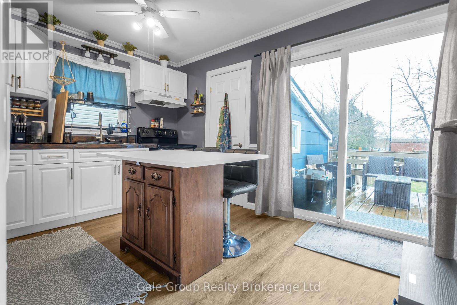 26 Stafford Street, Woodstock, Ontario  N4S 3Z6 - Photo 6 - X12989196