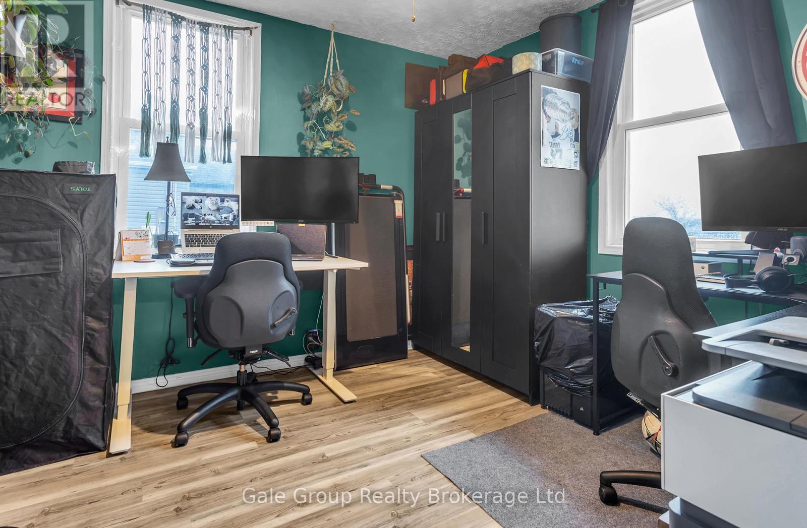 26 Stafford Street, Woodstock, Ontario  N4S 3Z6 - Photo 9 - X12989196