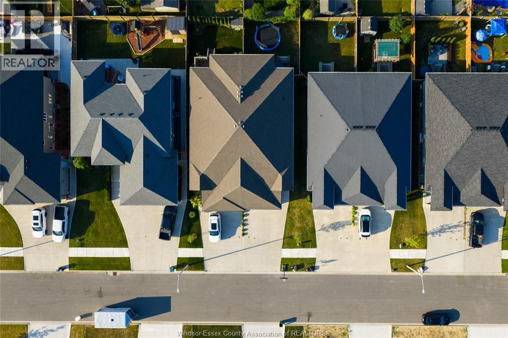 21 Woodland Street, Kingsville, Ontario  N9Y 0A9 - Photo 3 - 26007082