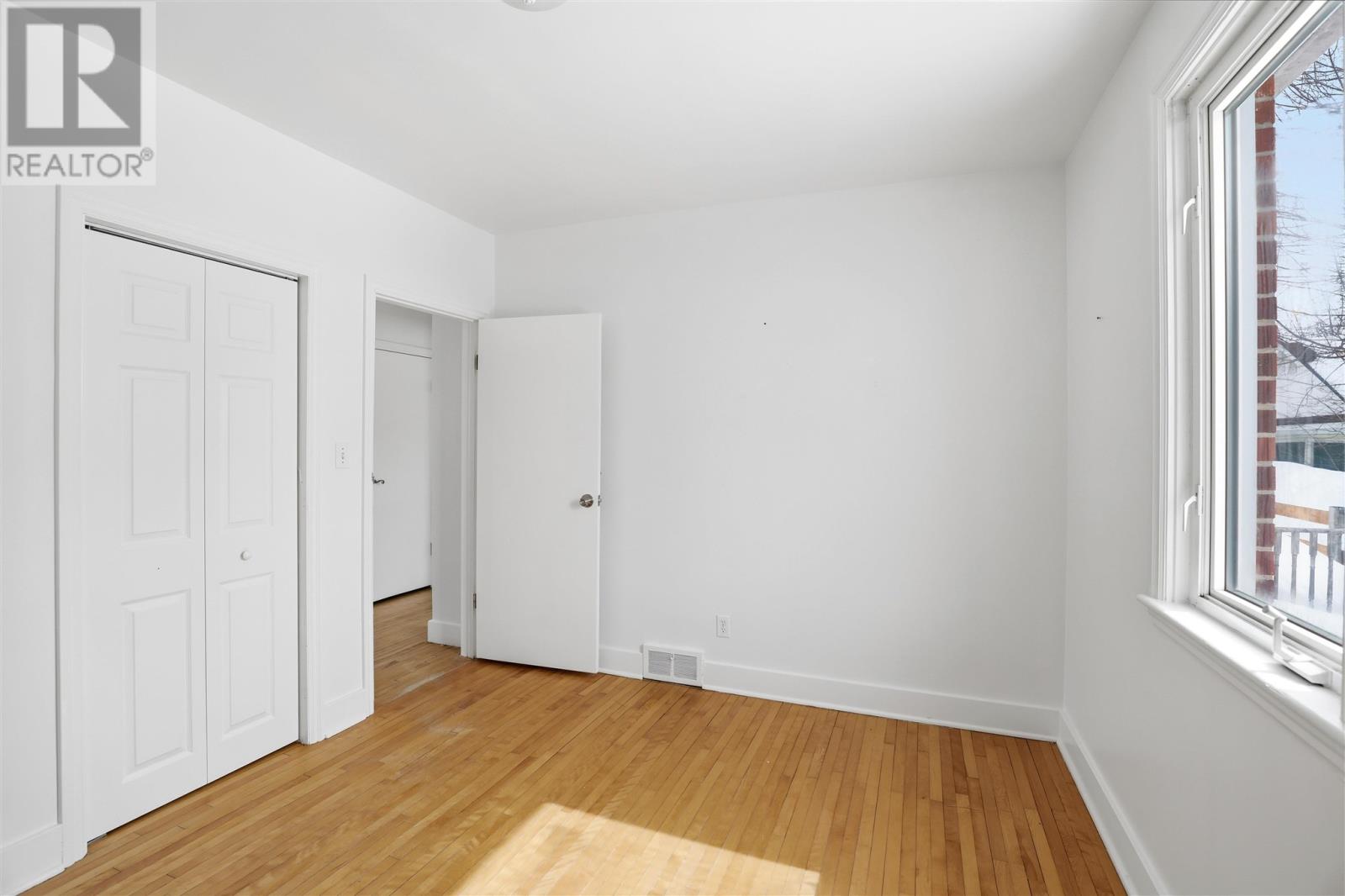 59 Mark St, Sault Ste. Marie, Ontario  P6A 3M1 - Photo 16 - SM260614