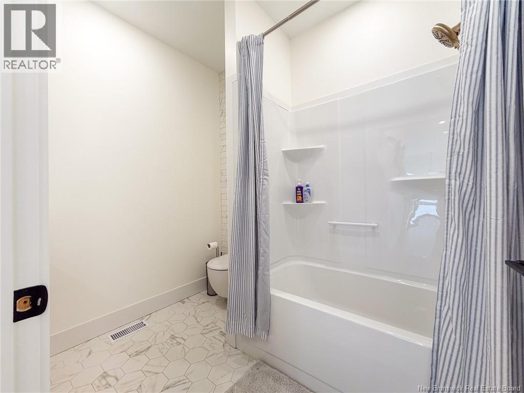41 Boxwood Lane, New Maryland, New Brunswick  E3C 0R7 - Photo 37 - NB133945