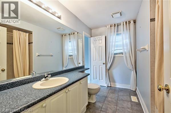 2215 Tiger Road, Burlington, Ontario  L7M 4X3 - Photo 20 - 40820035