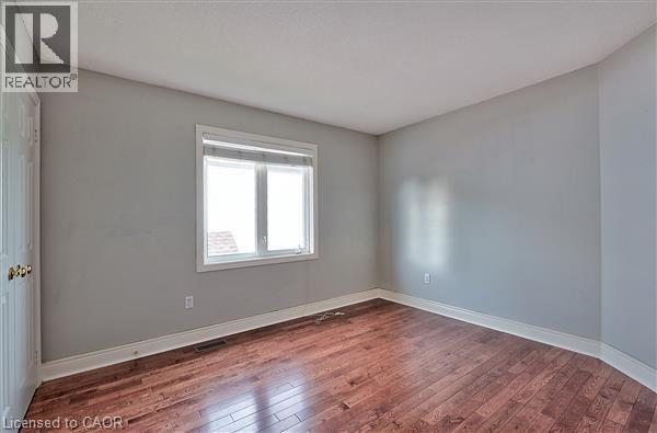 2215 Tiger Road, Burlington, Ontario  L7M 4X3 - Photo 23 - 40820035