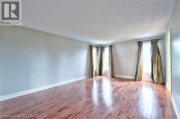 2215 Tiger Road, Burlington, Ontario  L7M 4X3 - Photo 25 - 40820035