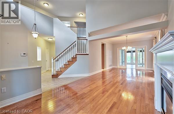 2215 Tiger Road, Burlington, Ontario  L7M 4X3 - Photo 5 - 40820035