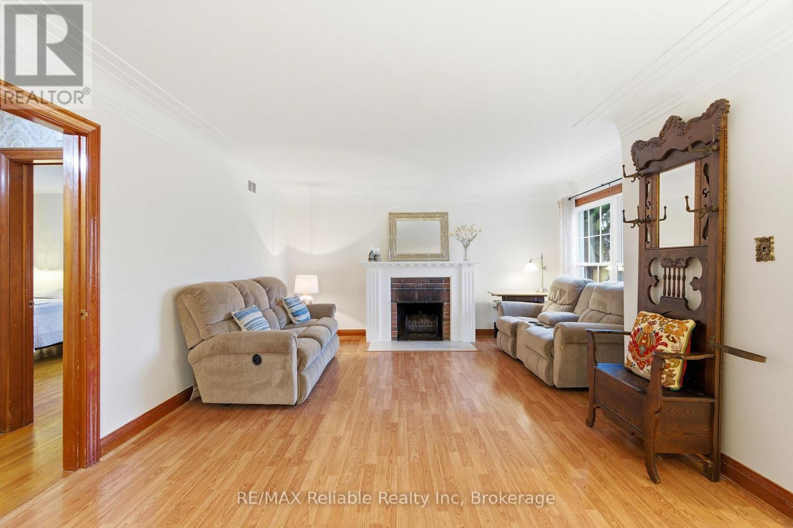 45 Whitehead Street, Central Huron, Ontario  N0M 1L0 - Photo 14 - X12989158