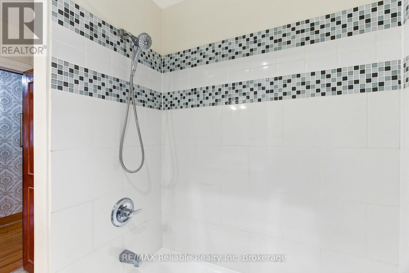 45 Whitehead Street, Central Huron, Ontario  N0M 1L0 - Photo 21 - X12989158