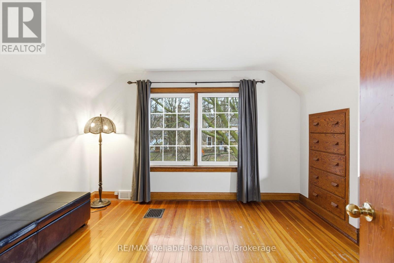 45 Whitehead Street, Central Huron, Ontario  N0M 1L0 - Photo 25 - X12989158