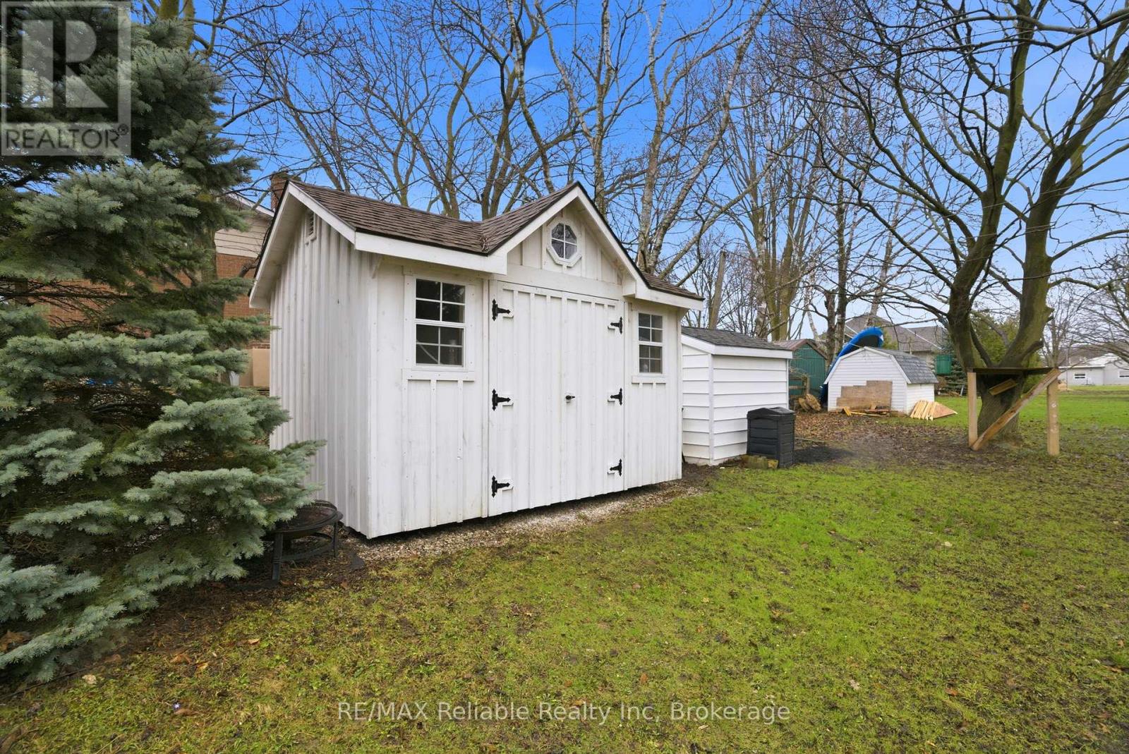 45 Whitehead Street, Central Huron, Ontario  N0M 1L0 - Photo 37 - X12989158