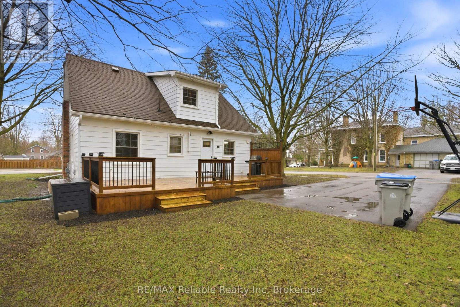 45 Whitehead Street, Central Huron, Ontario  N0M 1L0 - Photo 42 - X12989158