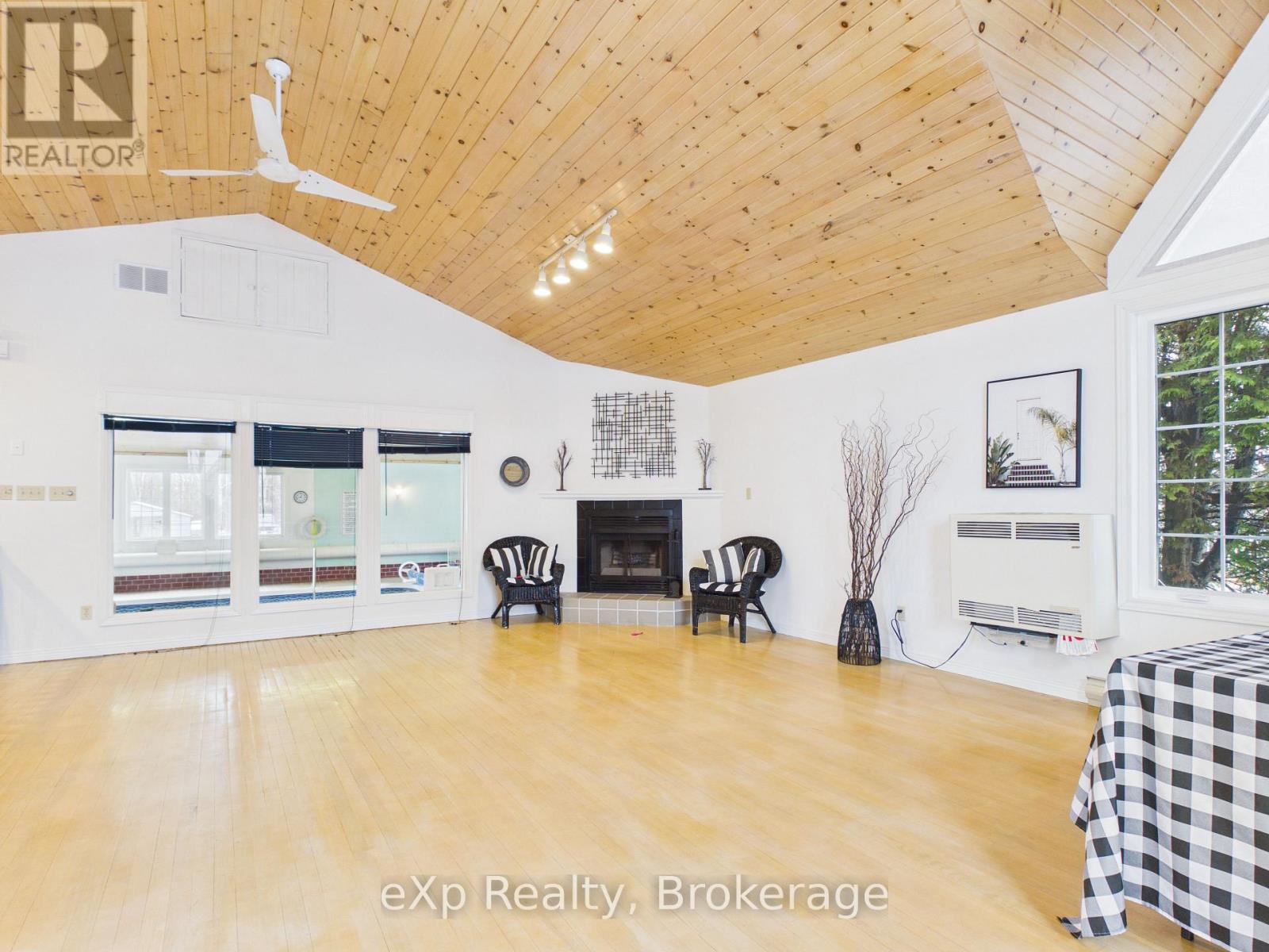 2 - 83 Victoria Street, Meaford, Ontario  N4L 1R4 - Photo 25 - X12989178