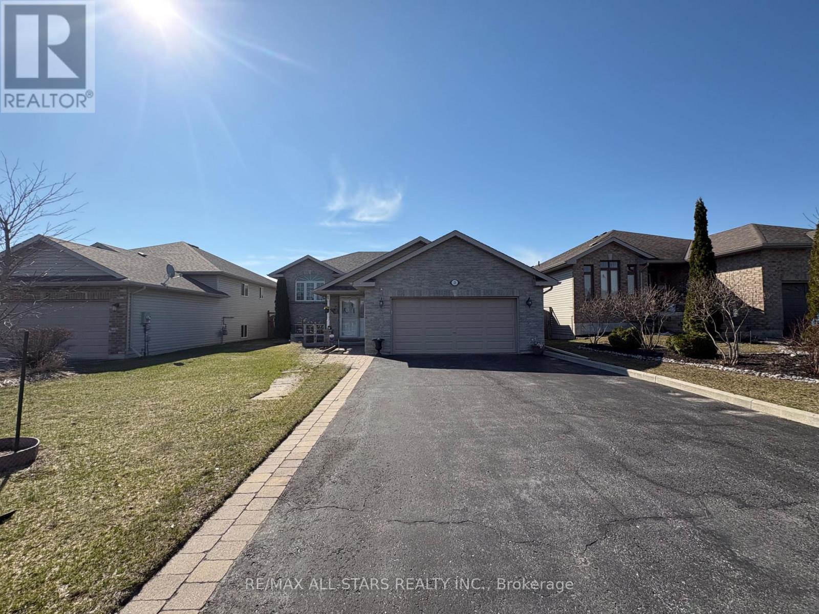 23 FOX DEN DRIVE, Brighton, Ontario