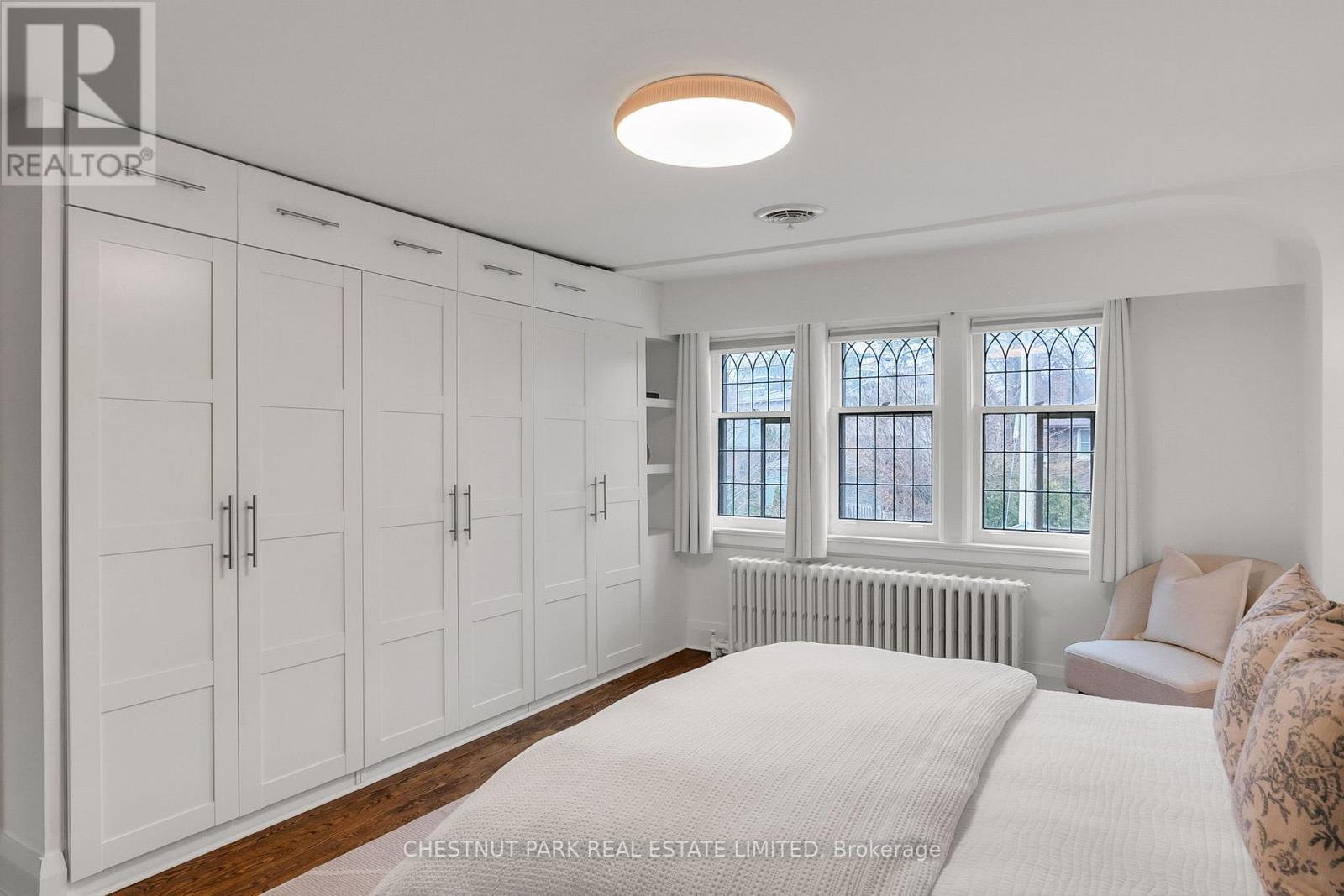 7 Fleming Crescent, Toronto, Ontario  M4G 2A9 - Photo 20 - C12989170