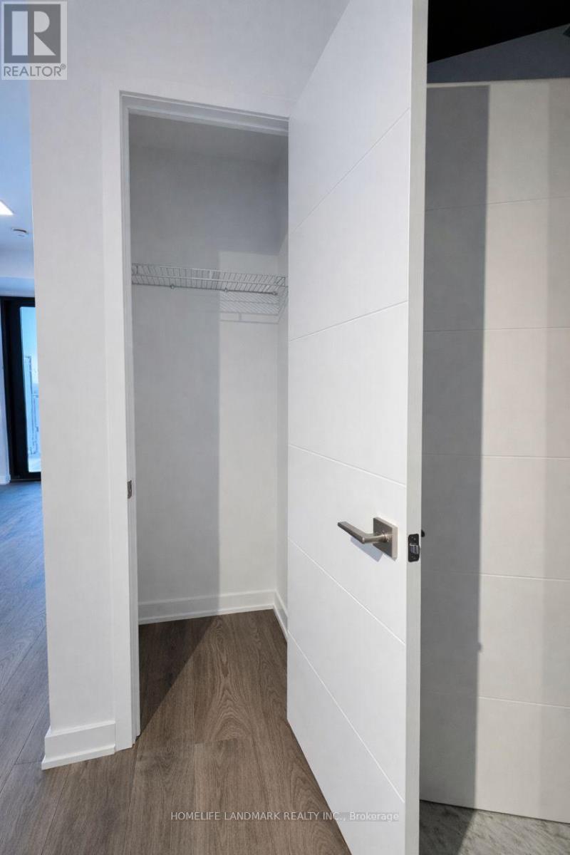 2605 - 29 Green Trail Court, Toronto, Ontario  M2K 1E3 - Photo 7 - C12989192