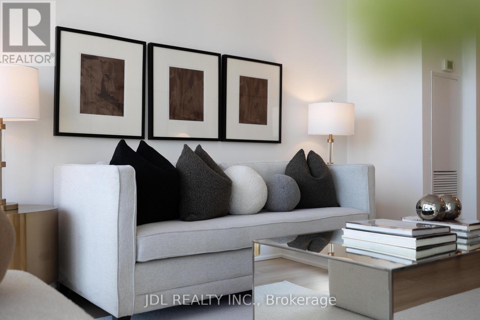 2302 - 770 Bay Street, Toronto, Ontario  M5G 0A6 - Photo 27 - C12989204