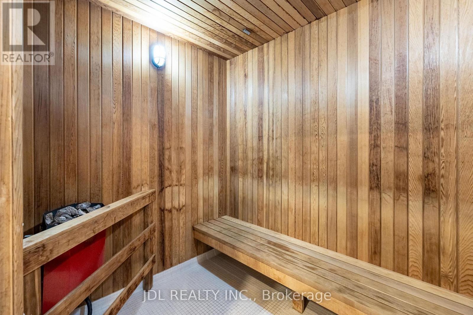 2302 - 770 Bay Street, Toronto, Ontario  M5G 0A6 - Photo 36 - C12989204