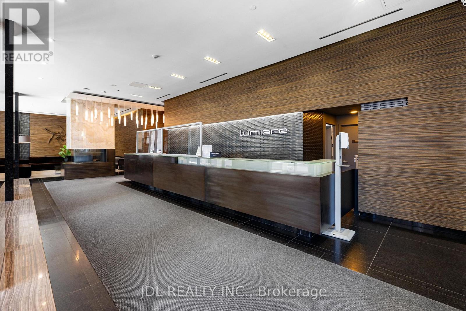 2302 - 770 Bay Street, Toronto, Ontario  M5G 0A6 - Photo 44 - C12989204