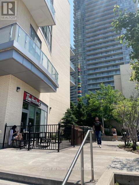 2405 - 70 Forest Manor Road E, Toronto, Ontario  M2J 1M6 - Photo 13 - C12989206