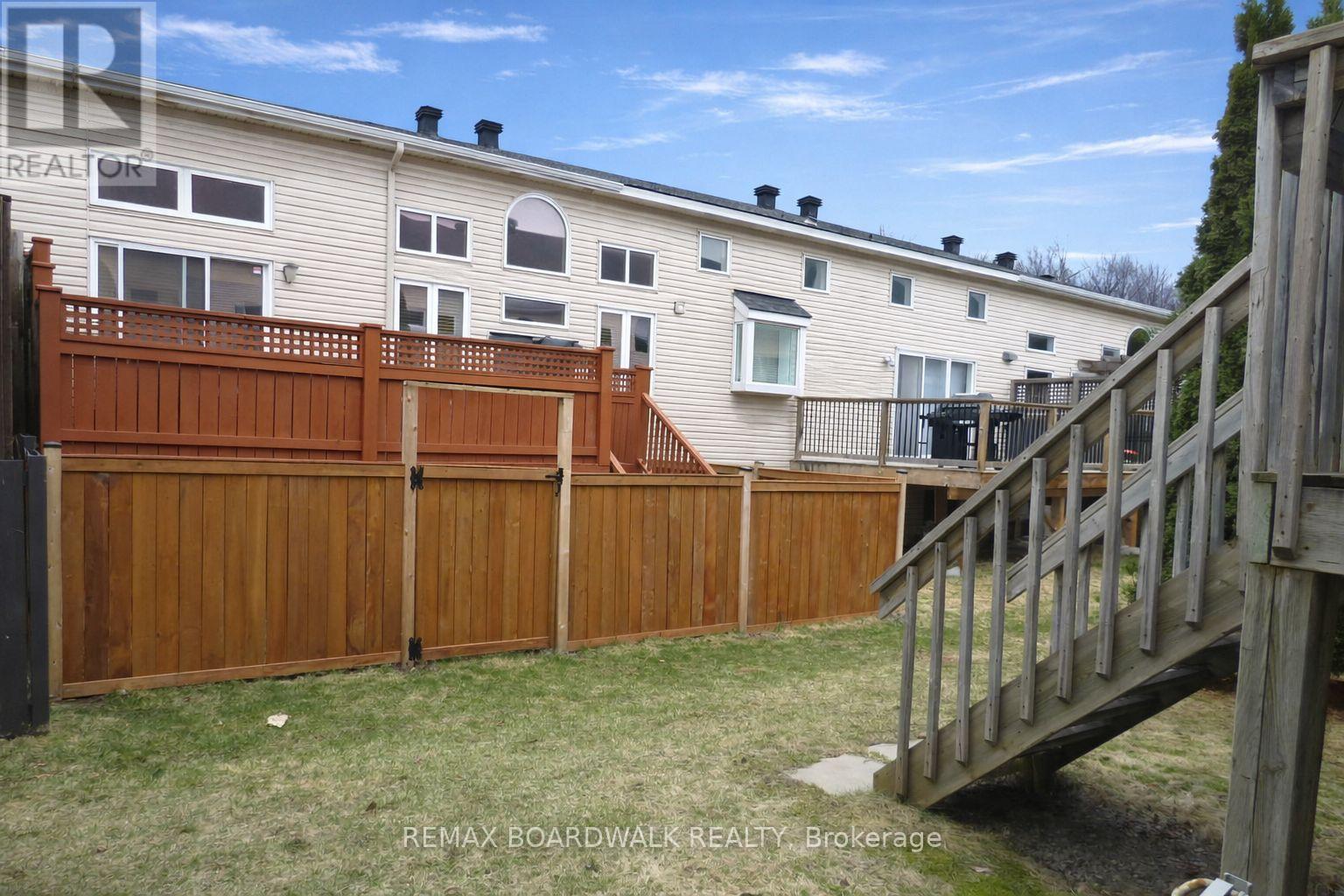 5 Maple Park Private, Ottawa, Ontario  K1T 4A6 - Photo 44 - X12917830