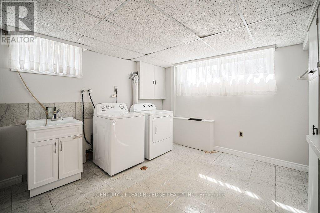 571 Wychwood Street, Oshawa, Ontario  L1G 2T4 - Photo 10 - E12989184