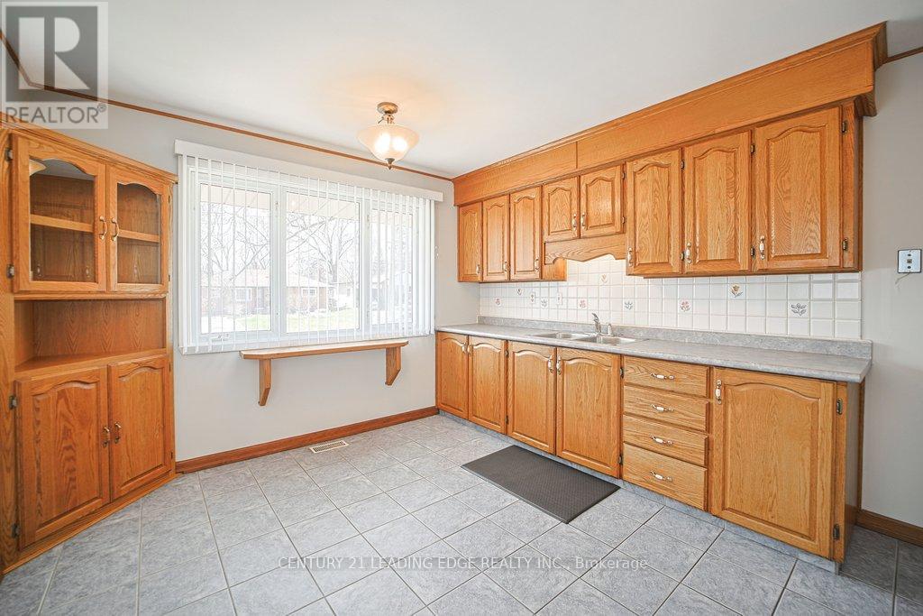 571 Wychwood Street, Oshawa, Ontario  L1G 2T4 - Photo 20 - E12989184