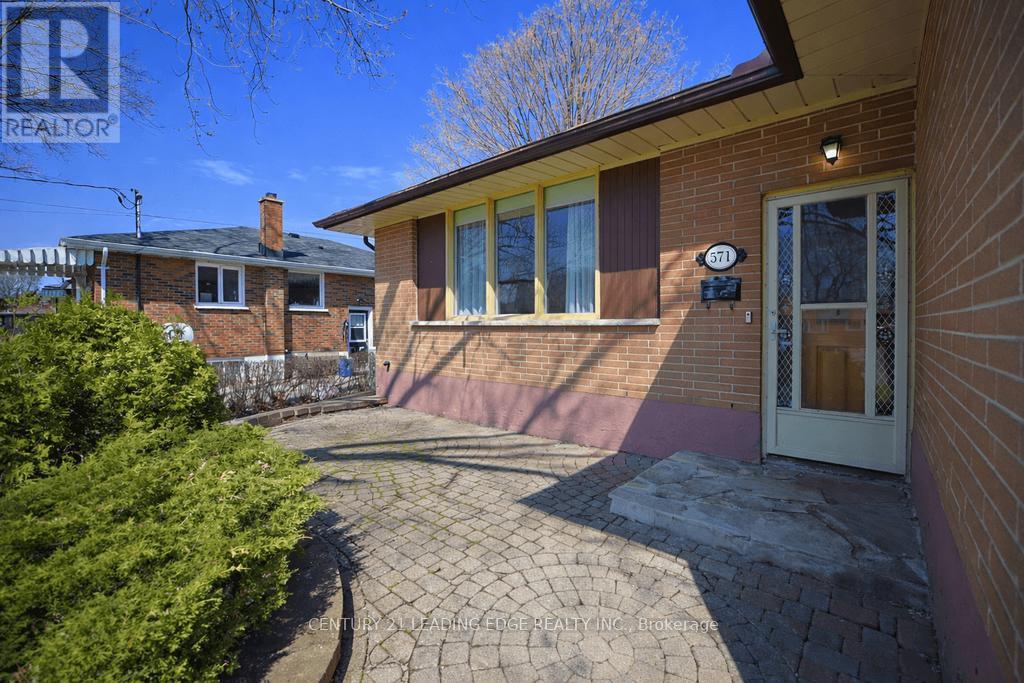 571 Wychwood Street, Oshawa, Ontario  L1G 2T4 - Photo 6 - E12989184