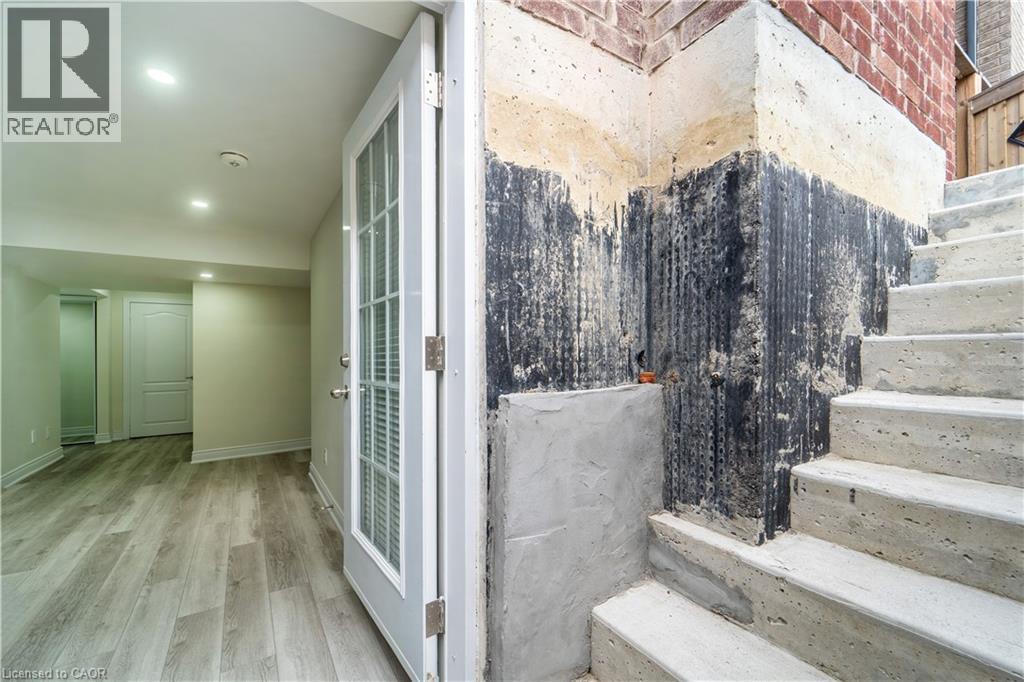 150 Goodwin Crescent Unit# Bsmt, Milton, Ontario  L9E 1H7 - Photo 13 - 40819621