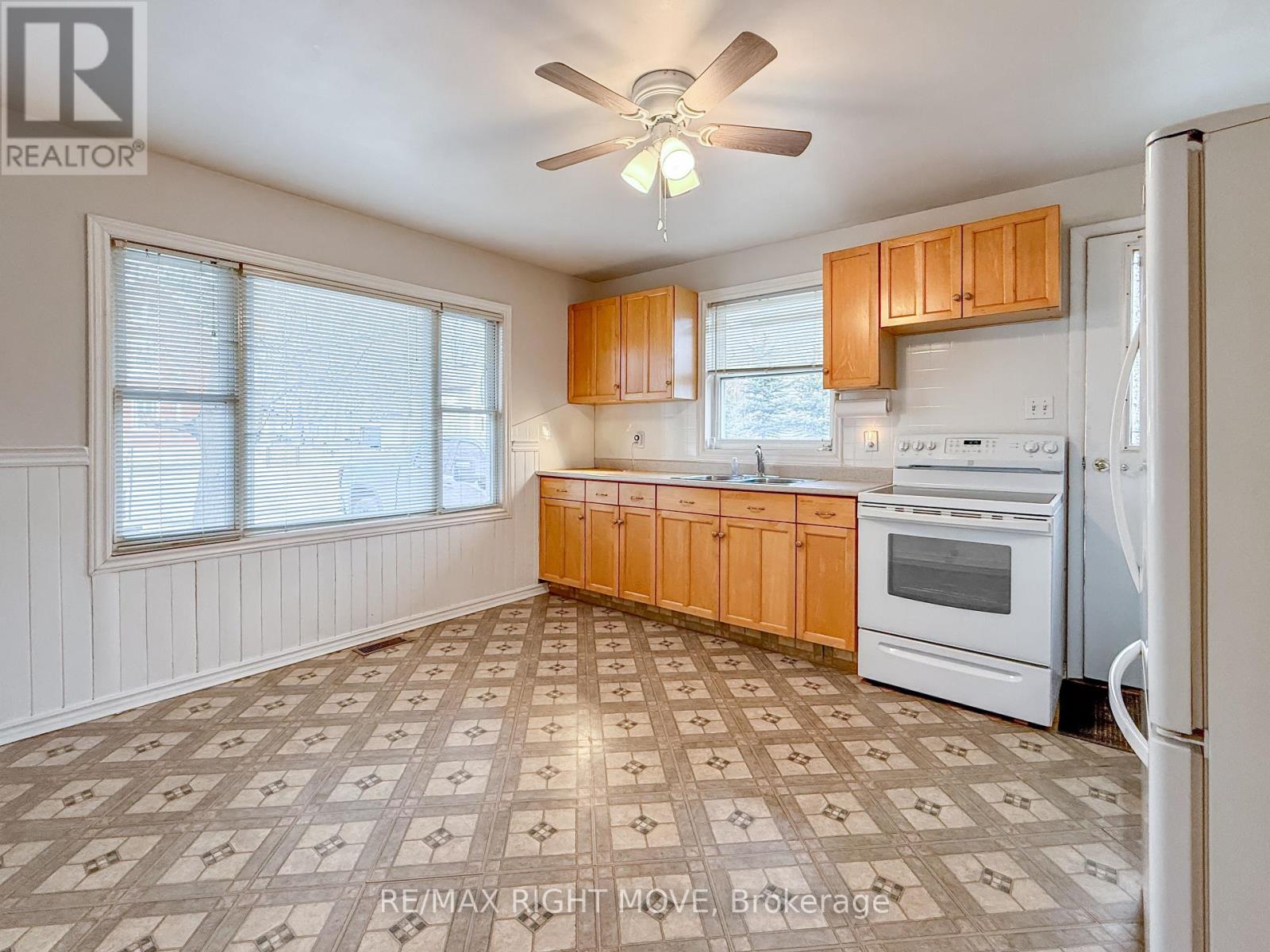 2344 12 Highway, Ramara, Ontario  L0K 1B0 - Photo 3 - S12989188