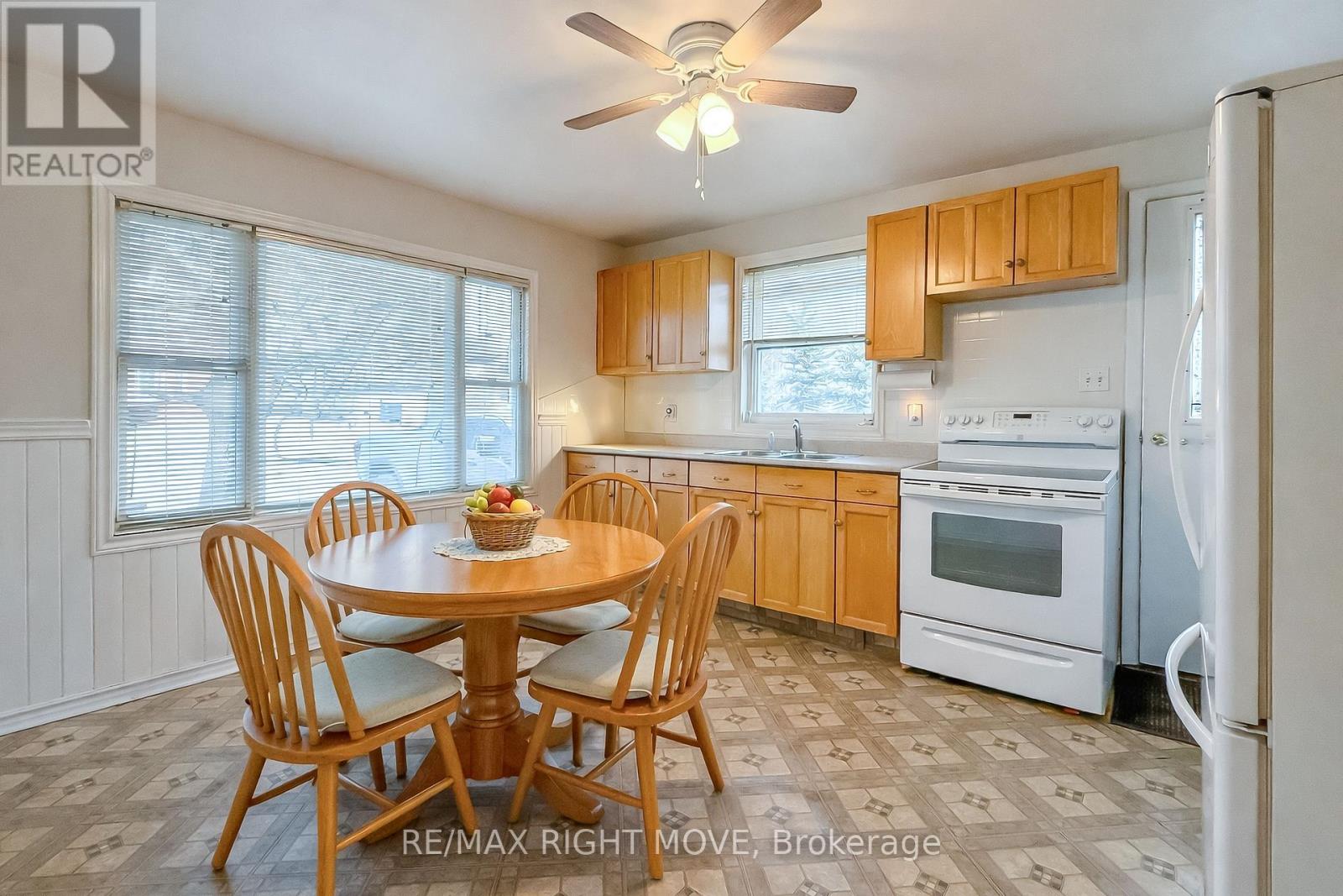 2344 12 Highway, Ramara, Ontario  L0K 1B0 - Photo 4 - S12989188