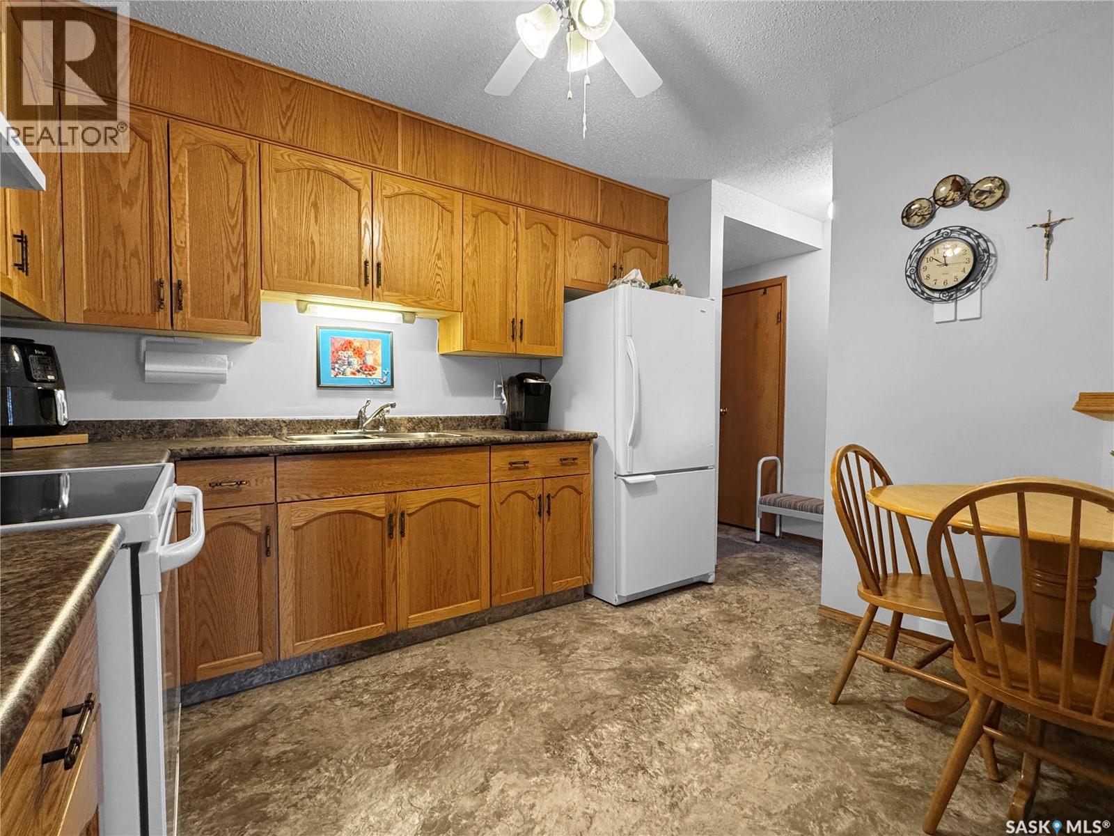 110 1452 102nd Street, North Battleford, Saskatchewan  S9A 1G7 - Photo 6 - SK032722