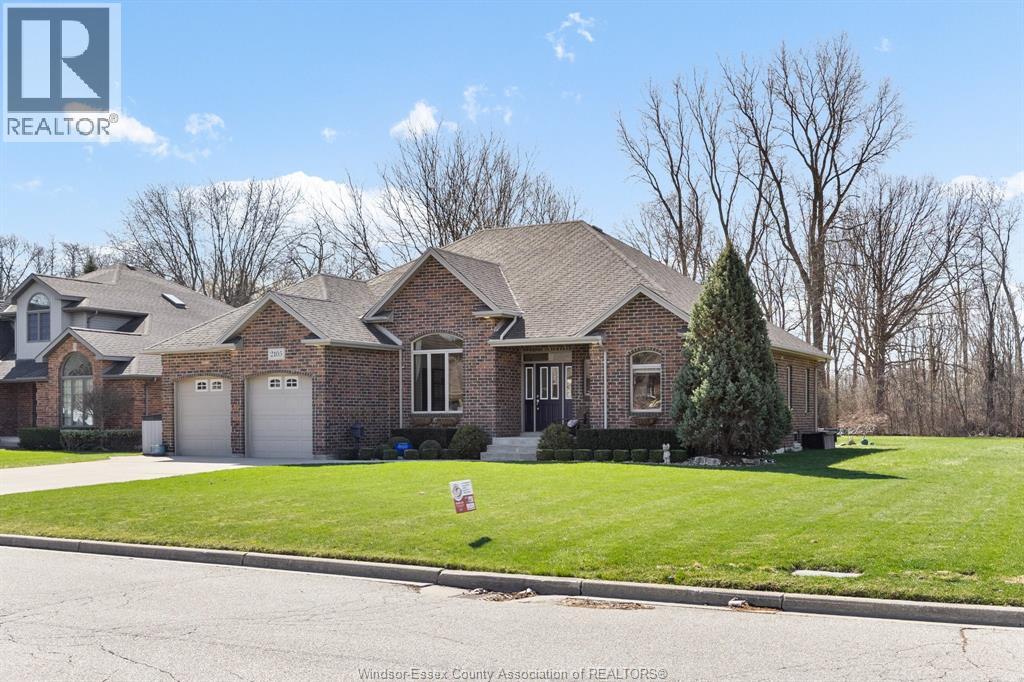 2105 Suzanne, Lasalle, Ontario  N9H 2K3 - Photo 3 - 26007744