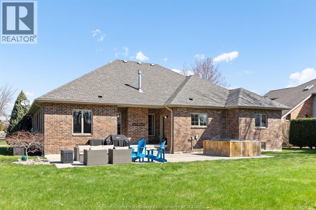 2105 Suzanne, Lasalle, Ontario  N9H 2K3 - Photo 30 - 26007744