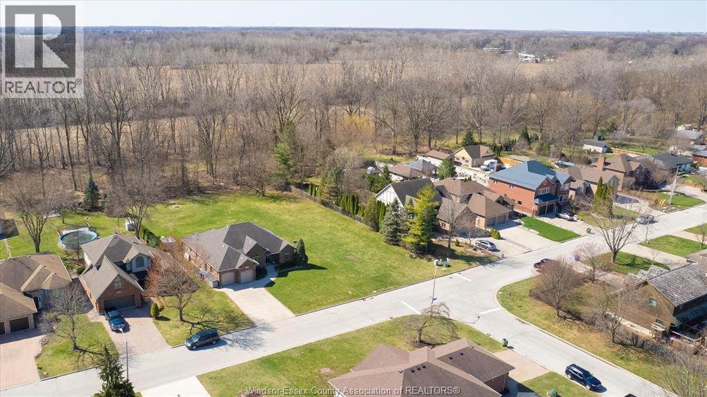 2105 Suzanne, Lasalle, Ontario  N9H 2K3 - Photo 32 - 26007744