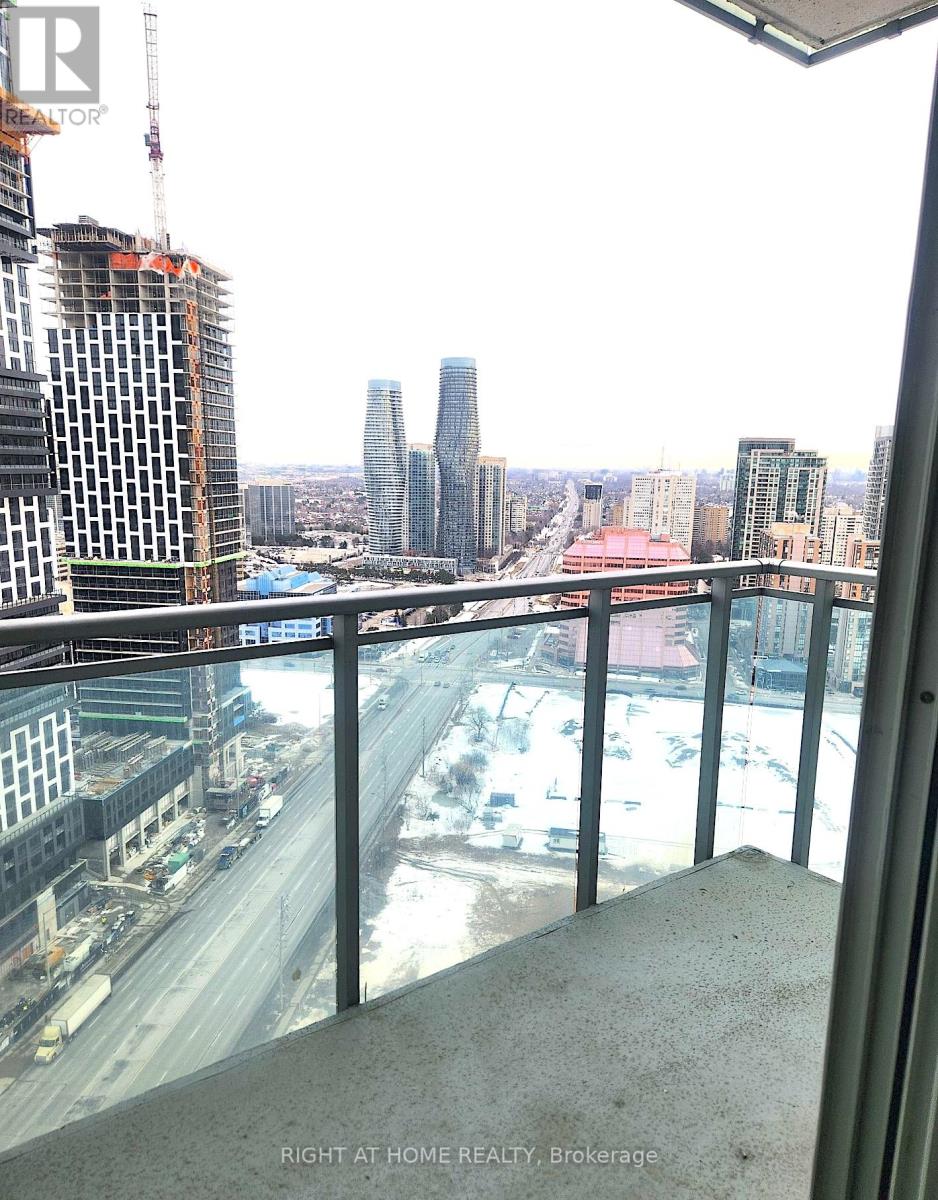 2902 - 220 Burnhamthorpe Road W, Mississauga, Ontario  L5B 4N4 - Photo 14 - W12989168