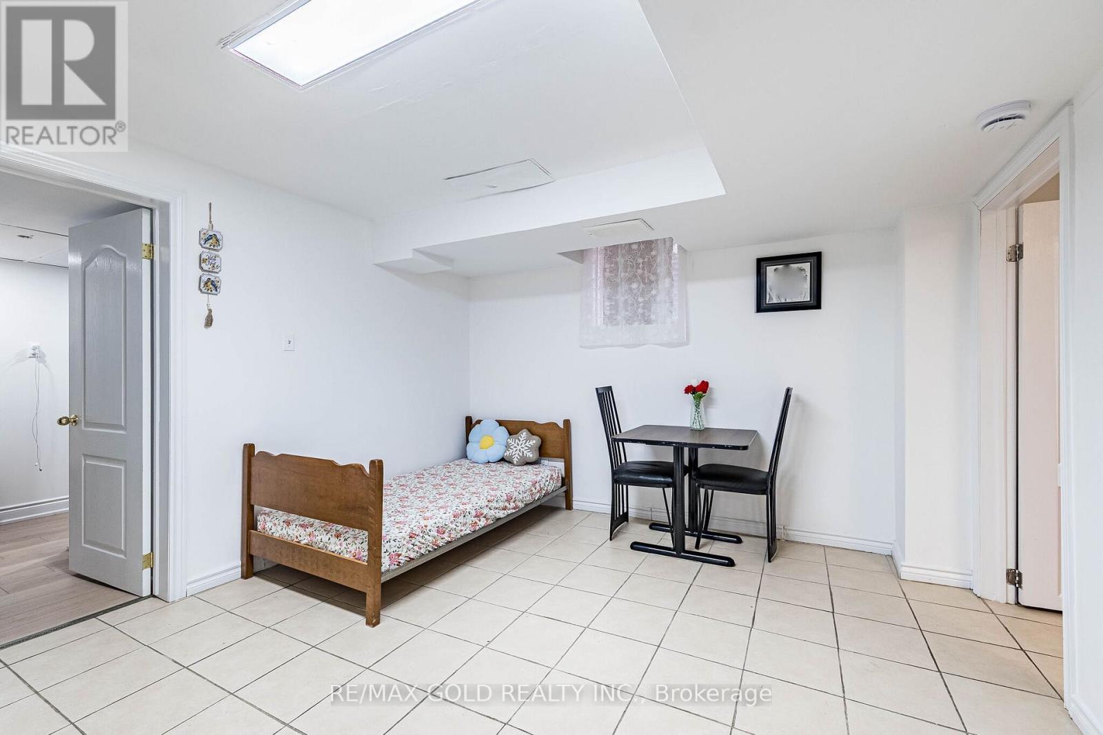 31 Garibaldi Drive, Brampton, Ontario  L6X 4Y7 - Photo 28 - W12989176