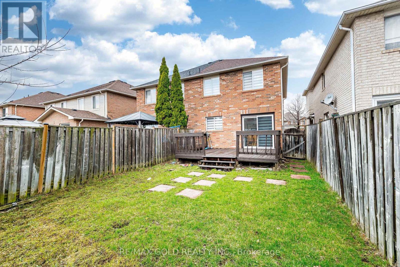 31 Garibaldi Drive, Brampton, Ontario  L6X 4Y7 - Photo 35 - W12989176