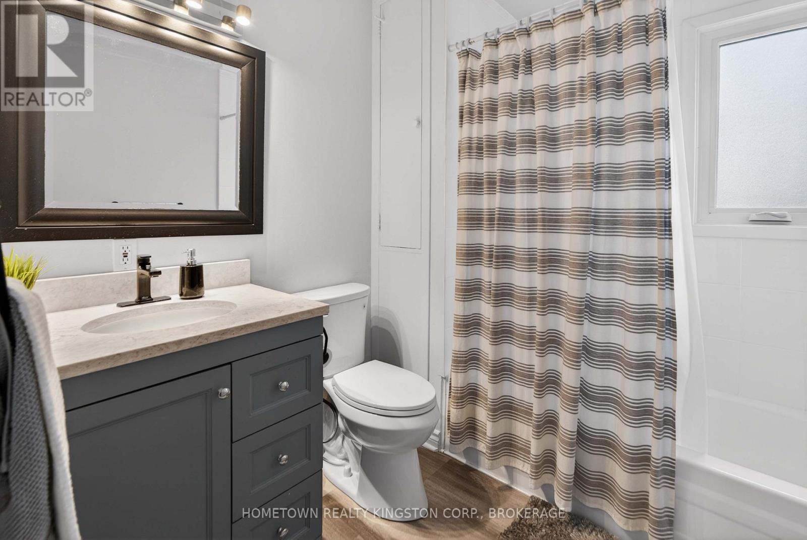 656 Carnaby Street, Kingston, Ontario  K7M 5M7 - Photo 12 - X12981836