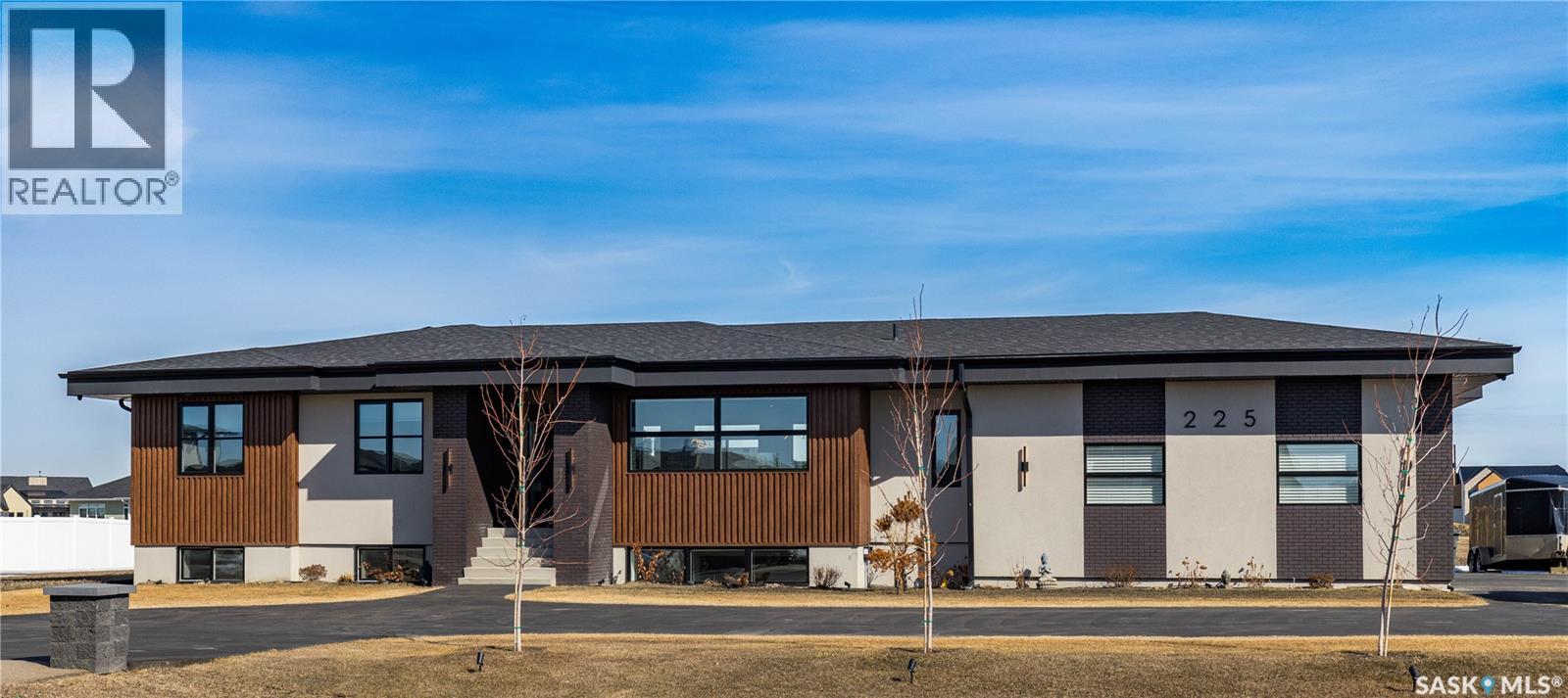225 Edgemont Crescent, Corman Park Rm No. 344, Saskatchewan  S7T 0Z8 - Photo 2 - SK029249