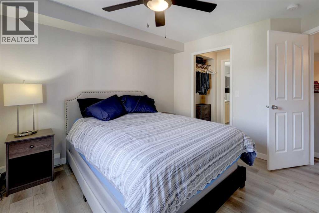 8323, 304 Mackenzie Way SW, Airdrie, Alberta  T4B 3H8 - Photo 18 - A2300460