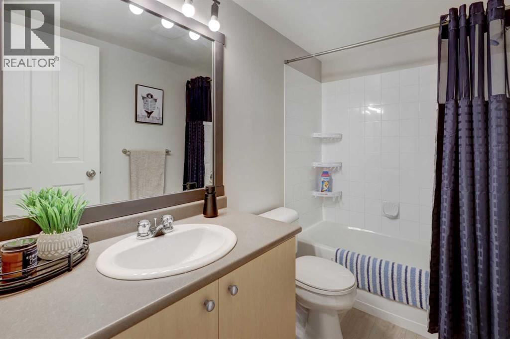 8323, 304 Mackenzie Way SW, Airdrie, Alberta  T4B 3H8 - Photo 25 - A2300460