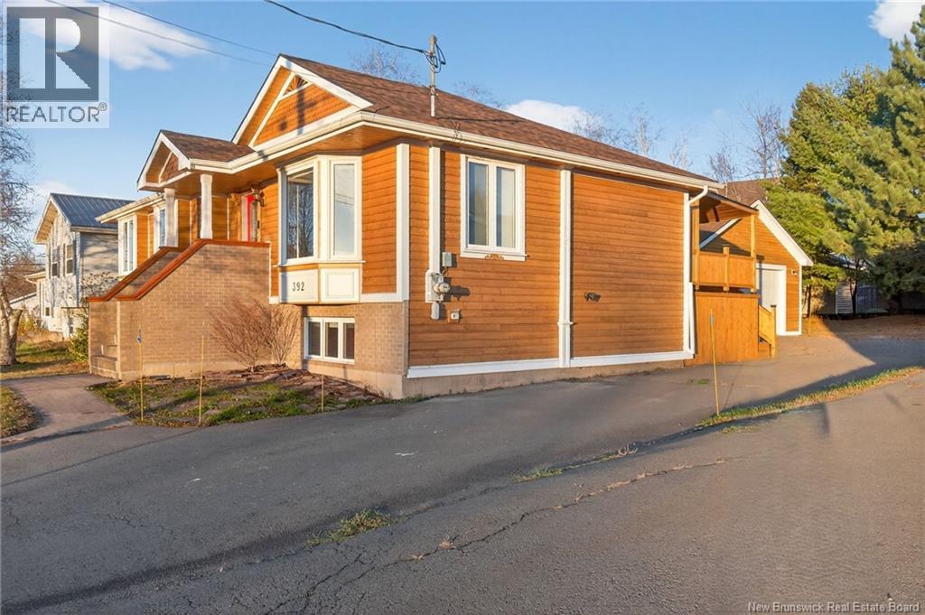 392 Fox Creek, Dieppe, New Brunswick  E1A 7M7 - Photo 1 - NB136931