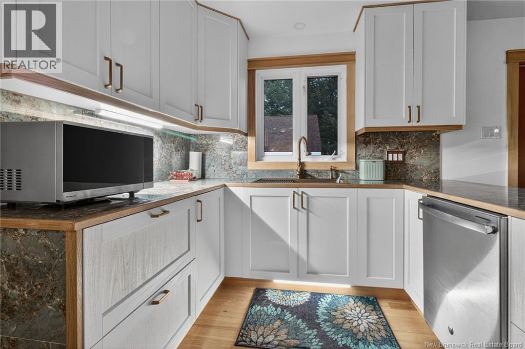 392 Fox Creek, Dieppe, New Brunswick  E1A 7M7 - Photo 18 - NB136931