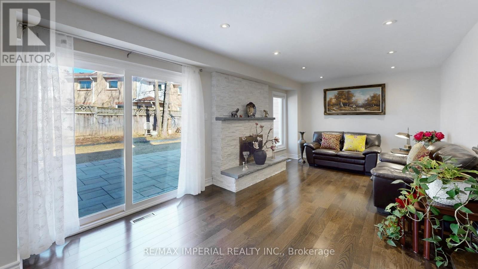 140 Romain Crescent, Oakville, Ontario  L6H 5A6 - Photo 17 - W12931746