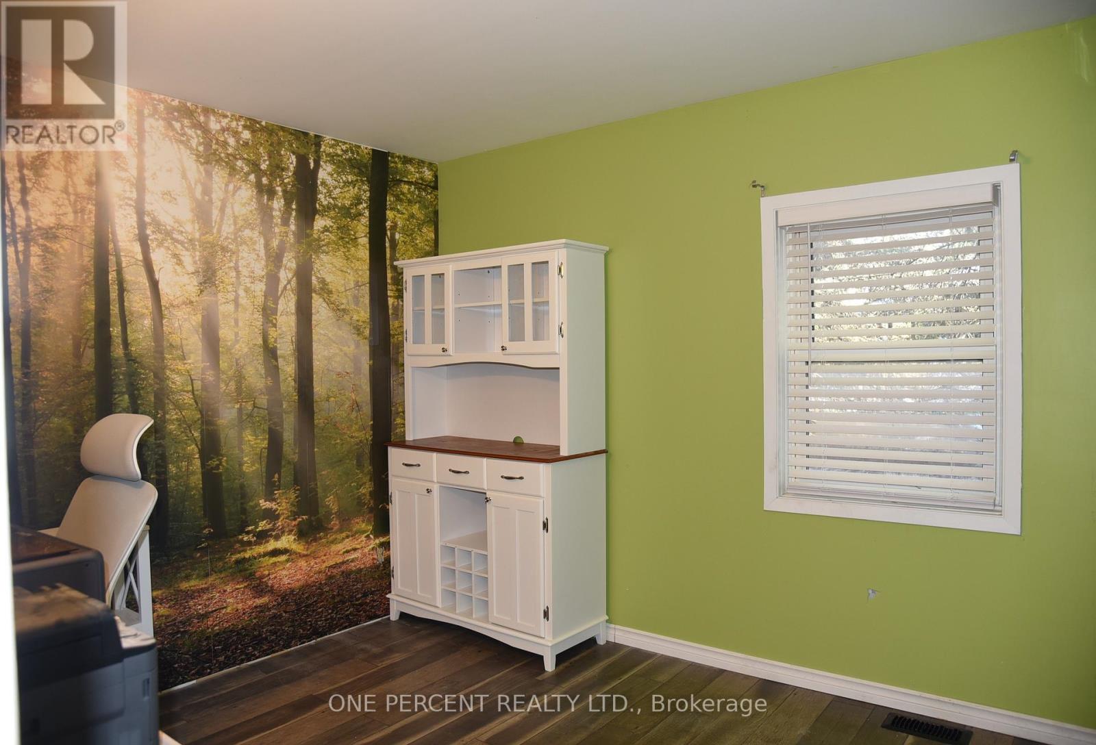 31 Prince Street, Minden Hills, Ontario  K0M 2K0 - Photo 15 - X12982080