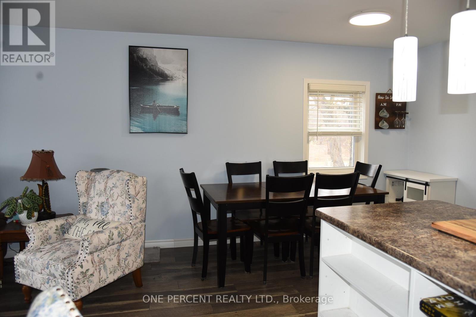 31 Prince Street, Minden Hills, Ontario  K0M 2K0 - Photo 6 - X12982080