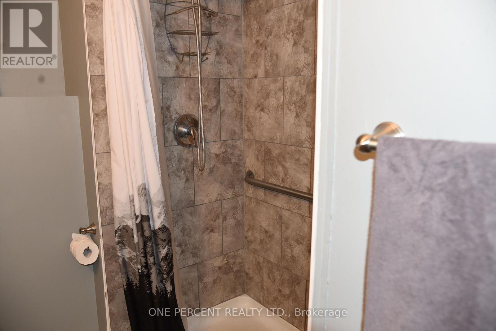 31 Prince Street, Minden Hills, Ontario  K0M 2K0 - Photo 35 - X12982080